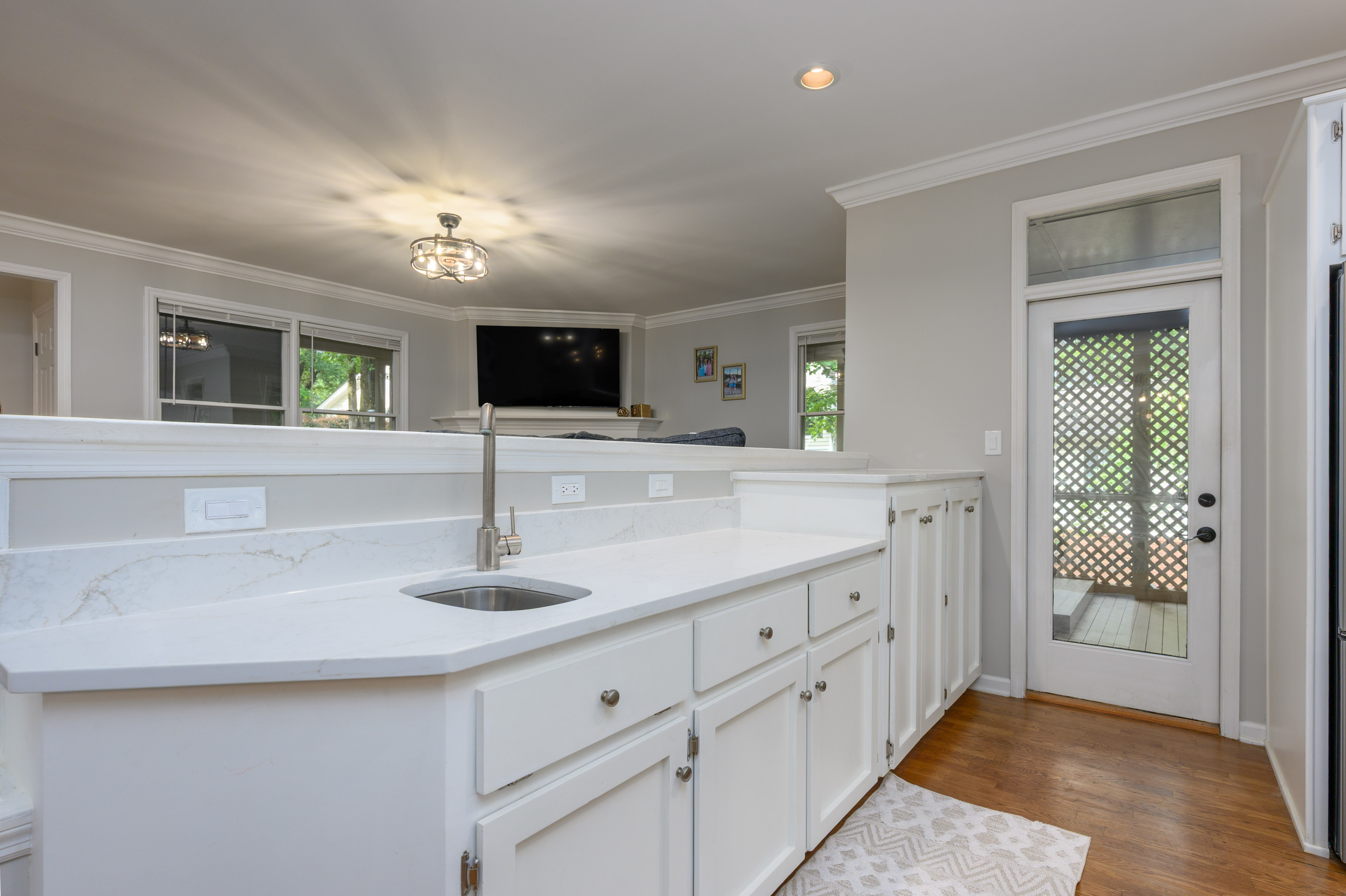 1025 Planters Trail image 9